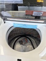 Maytag Top Load 4.8 cu. ft. Washer with Deep Fill Option - Image 4