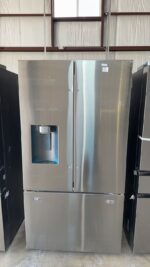 Samsung 36 in. 29 cu. ft. Standard Depth 3-Door French Door Refrigerator in Stainless Steel w/Zero Clearance Fit and Sphere Ice - Image 4